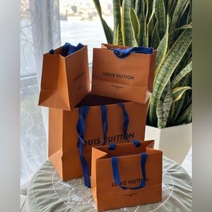 LOUIS VUITTON Authentic SET of 4 Gift bags plus 1 ribbon. Excellent condition.